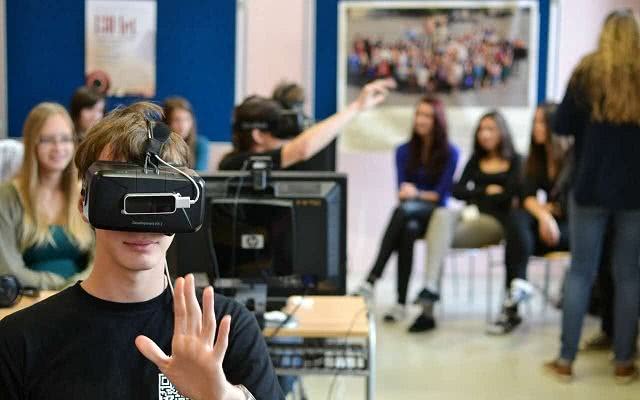 当VR教育装备进入教育系统，它的优势到底在哪里？